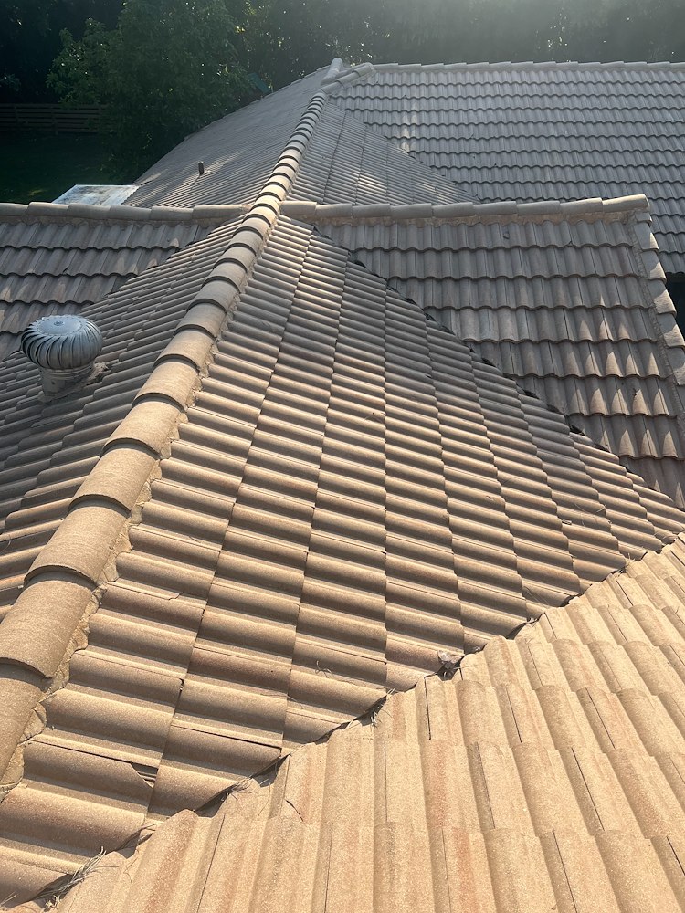 The Best Roof Cleaning Performed in Palm Beach Gardens, Florida